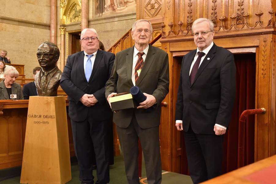 Dr. Pál Fekete, associate professor, received the Dénes Gábor Award